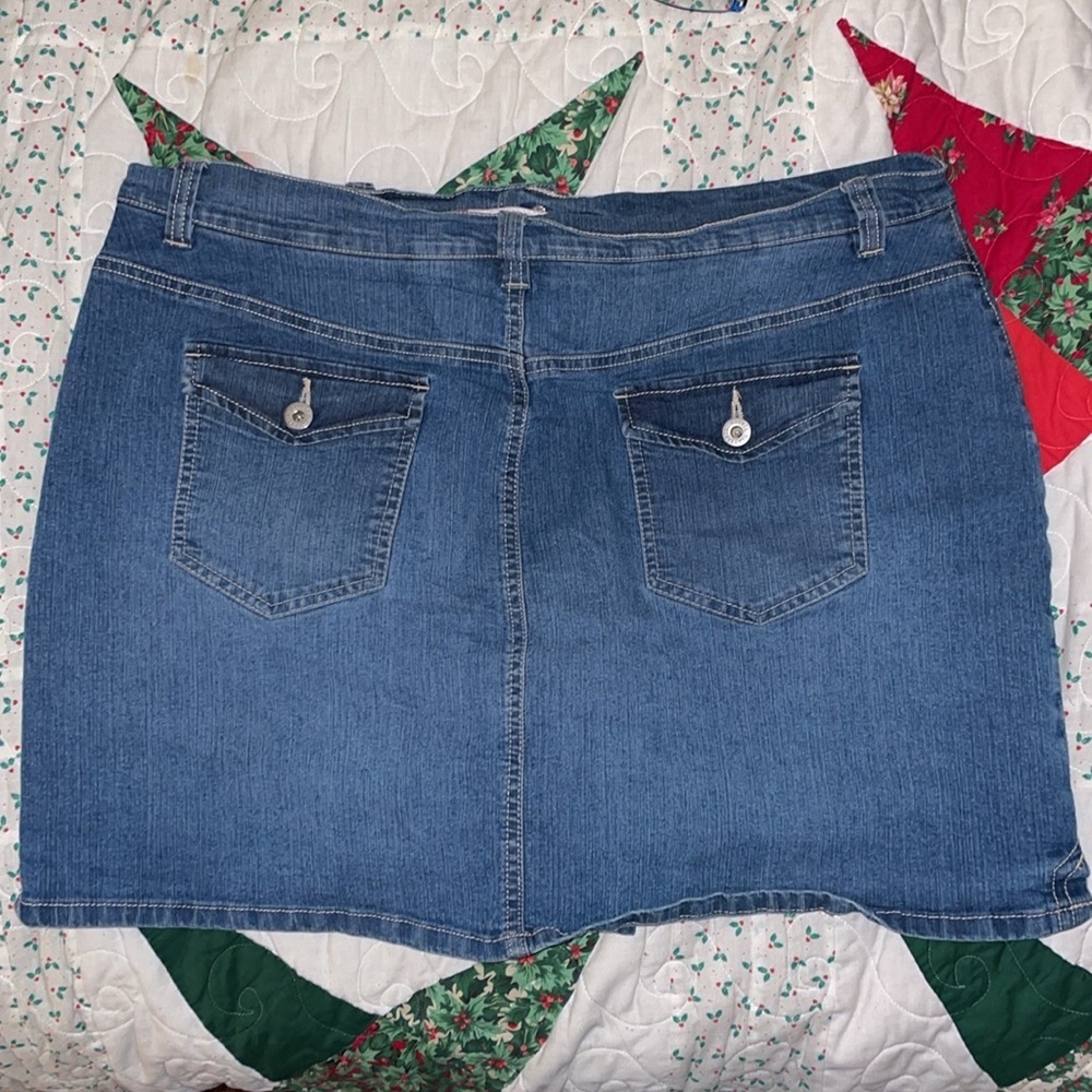 Gloria Vanderbilt skort size 18 - Picture 2 of 4